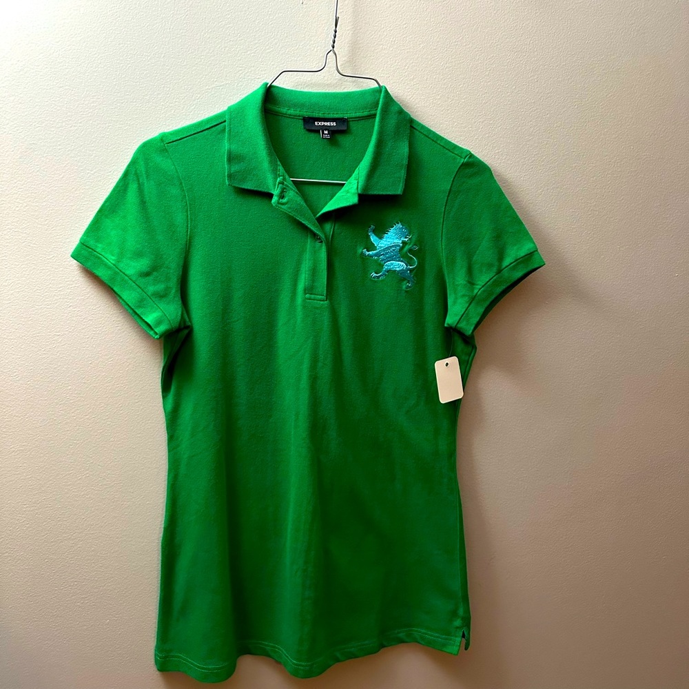 Express Polo. Green with light blue lion. Size M